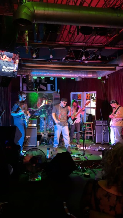 Neon Belly performing Song 2 live at The Pond